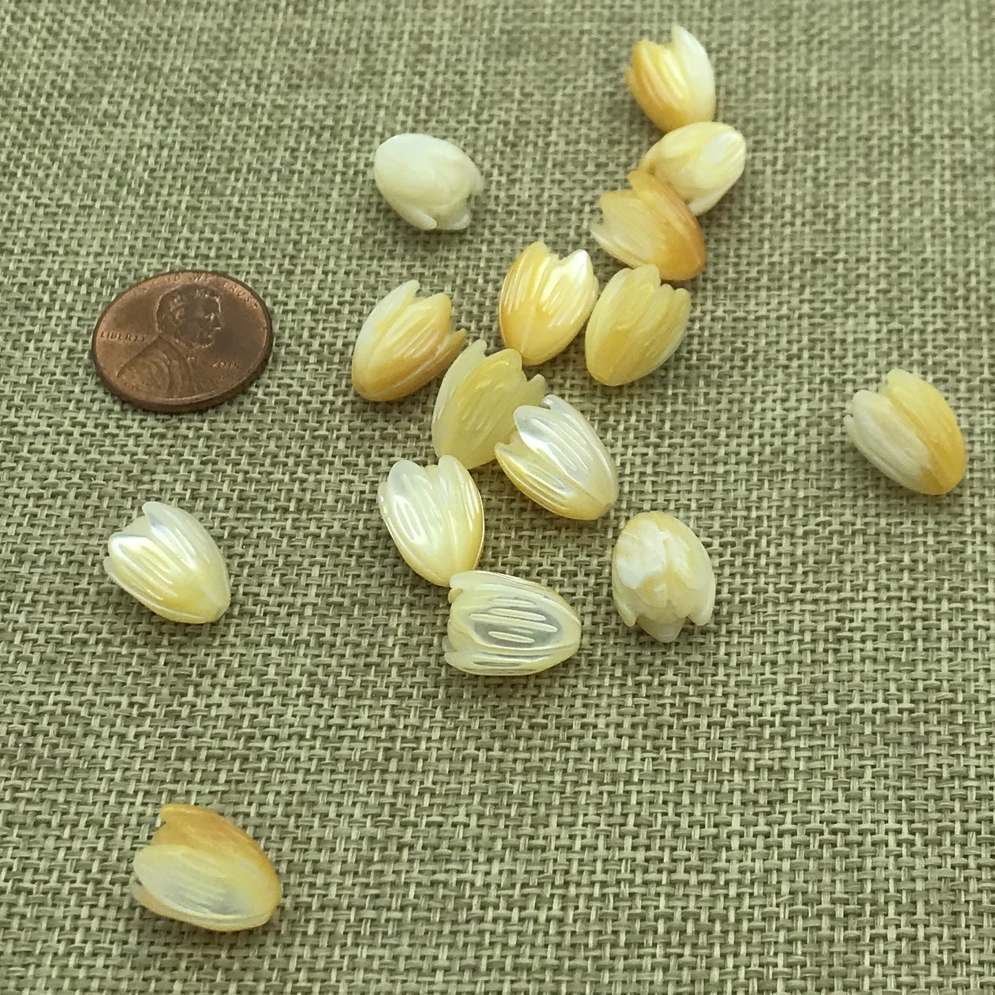 Large Mother of Pearl Pikake Yellow