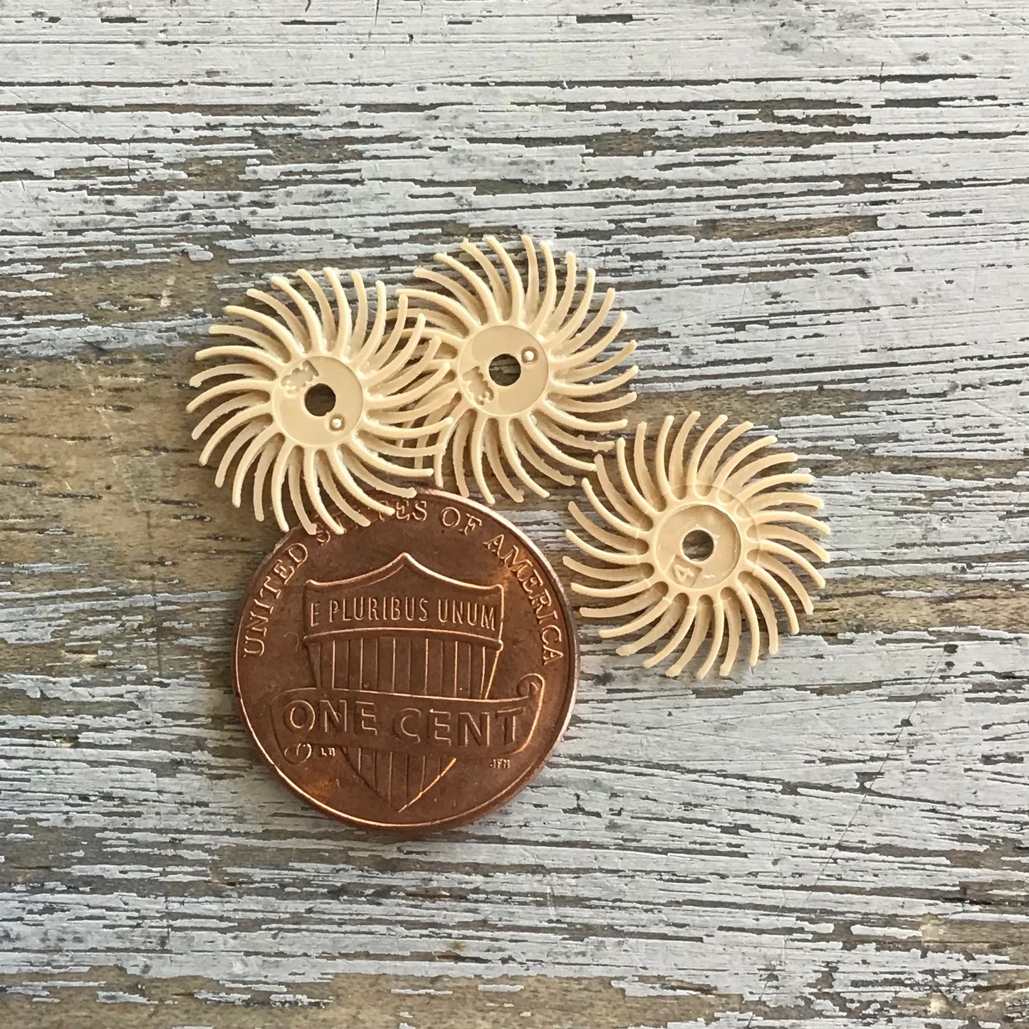 Radial Bristle Wheel Peach 6 Micron 3ct
